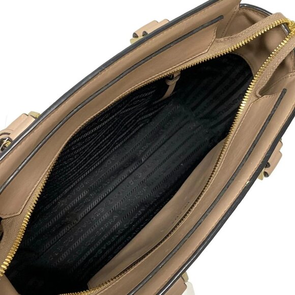 Auth PRADA - Beige Saffiano Leather Calf Leather Handbag - Picture 6 of 16